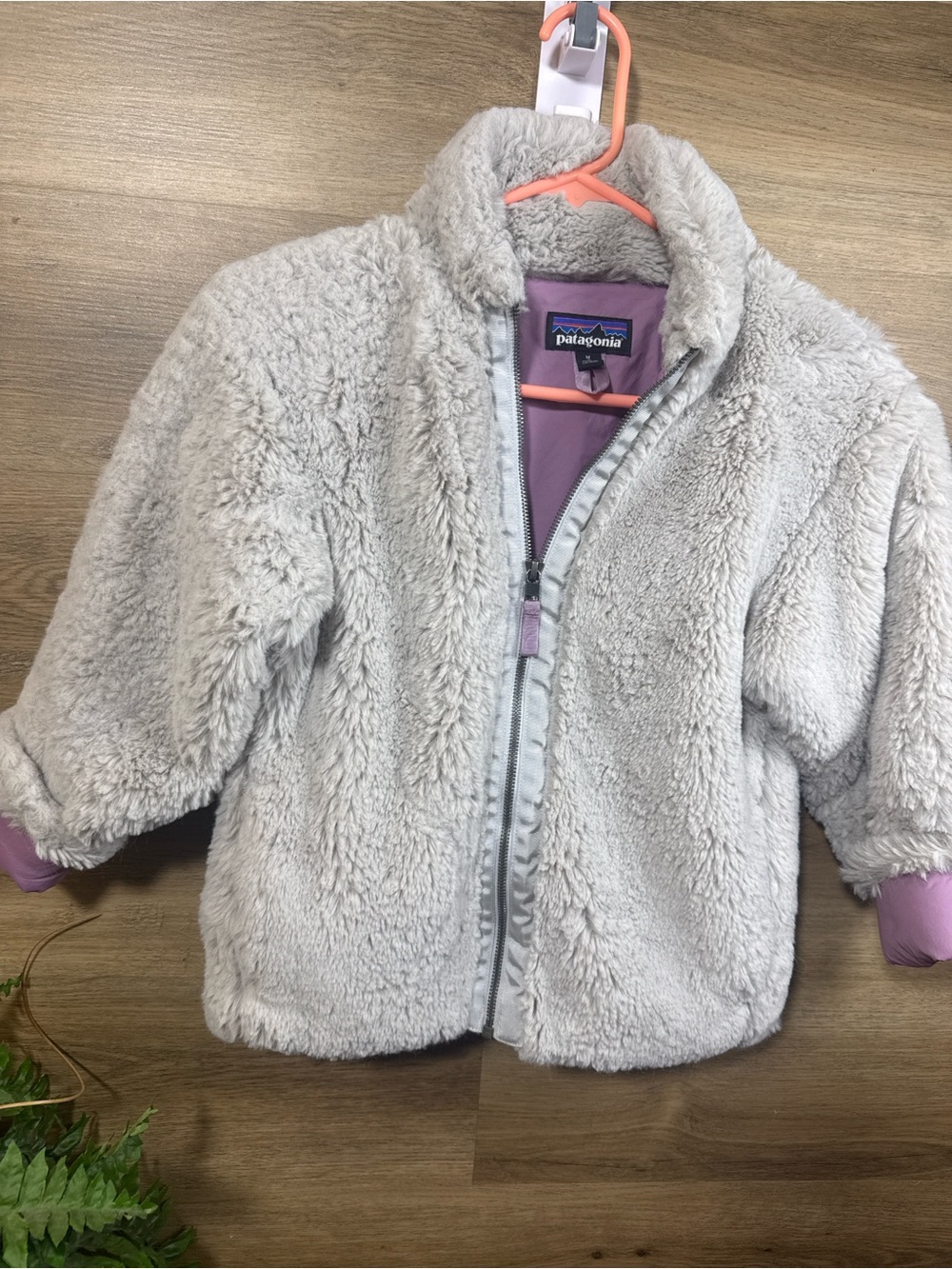 Patagonia Kids Cream Fuzzy Puffer Jacket with Purple Lining size small
